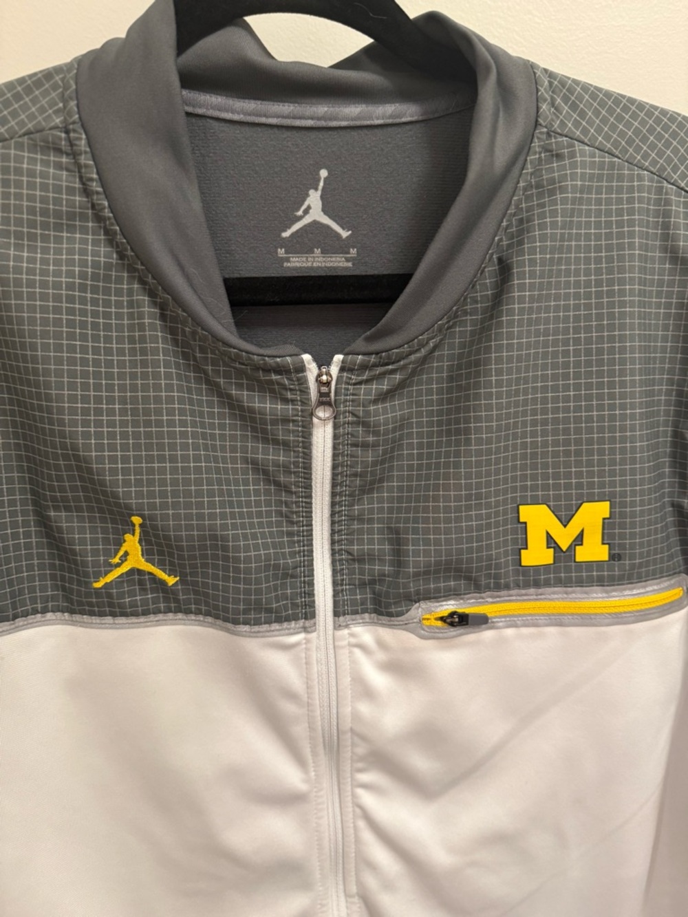 Jordan White and Gray Michigan Full-Zip Performance Jacket - Picture 4 of 4